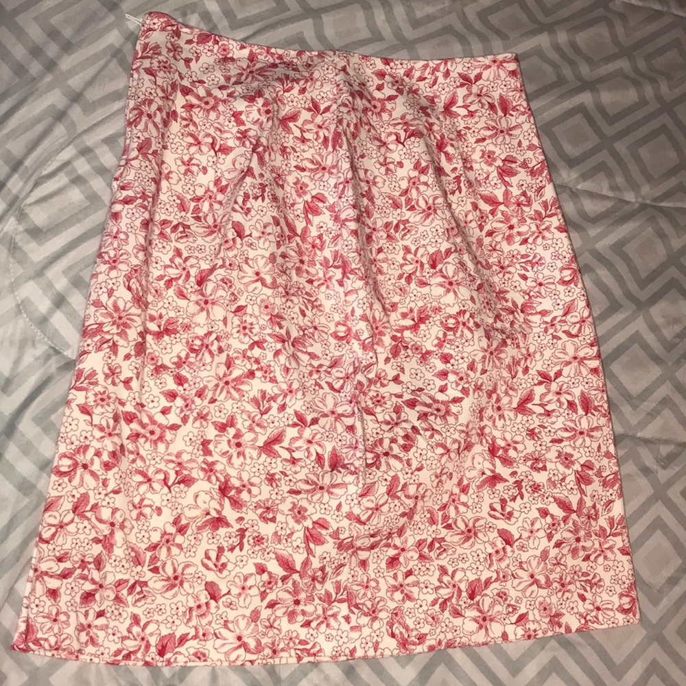 🌸4x20🌸 BRIGGS NY RED & WHITE STRETCH SKIRT SZ 10